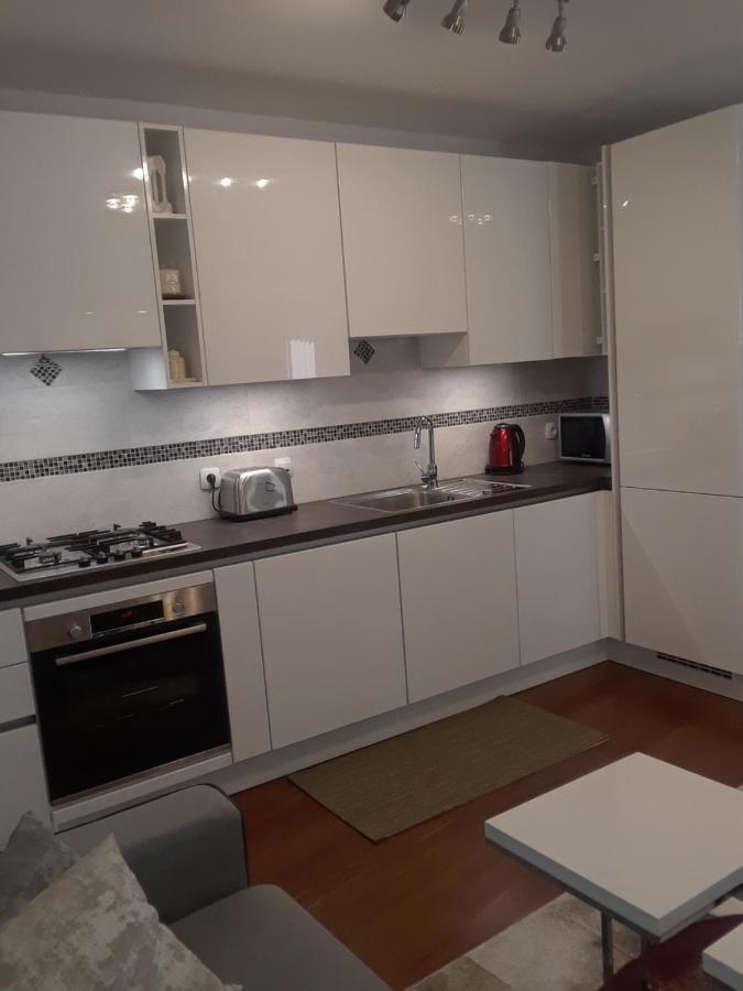New Kosljun Apartment Short Walk To Beach Exterior photo