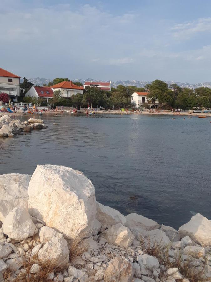 New Kosljun Apartment Short Walk To Beach Exterior photo